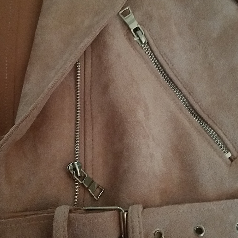 Perfect buttery faux suede moto jacket - Picture 6 of 8